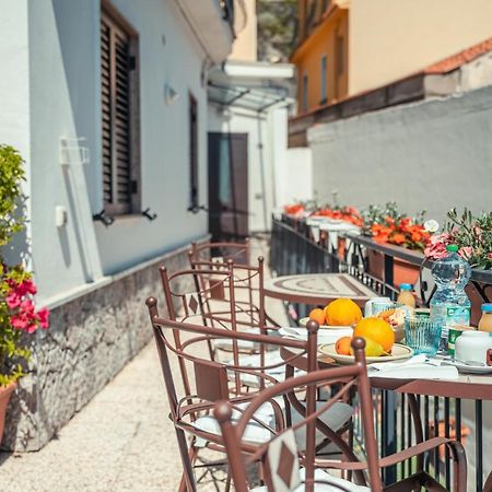 مبيت وإفطار تاورمينا Elegant R&B Floridia المظهر الخارجي الصورة